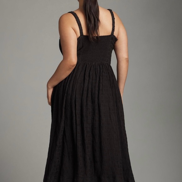 By Anthropologie Textured Smocked Midi Dress Size S Black - Picture 5 of 9